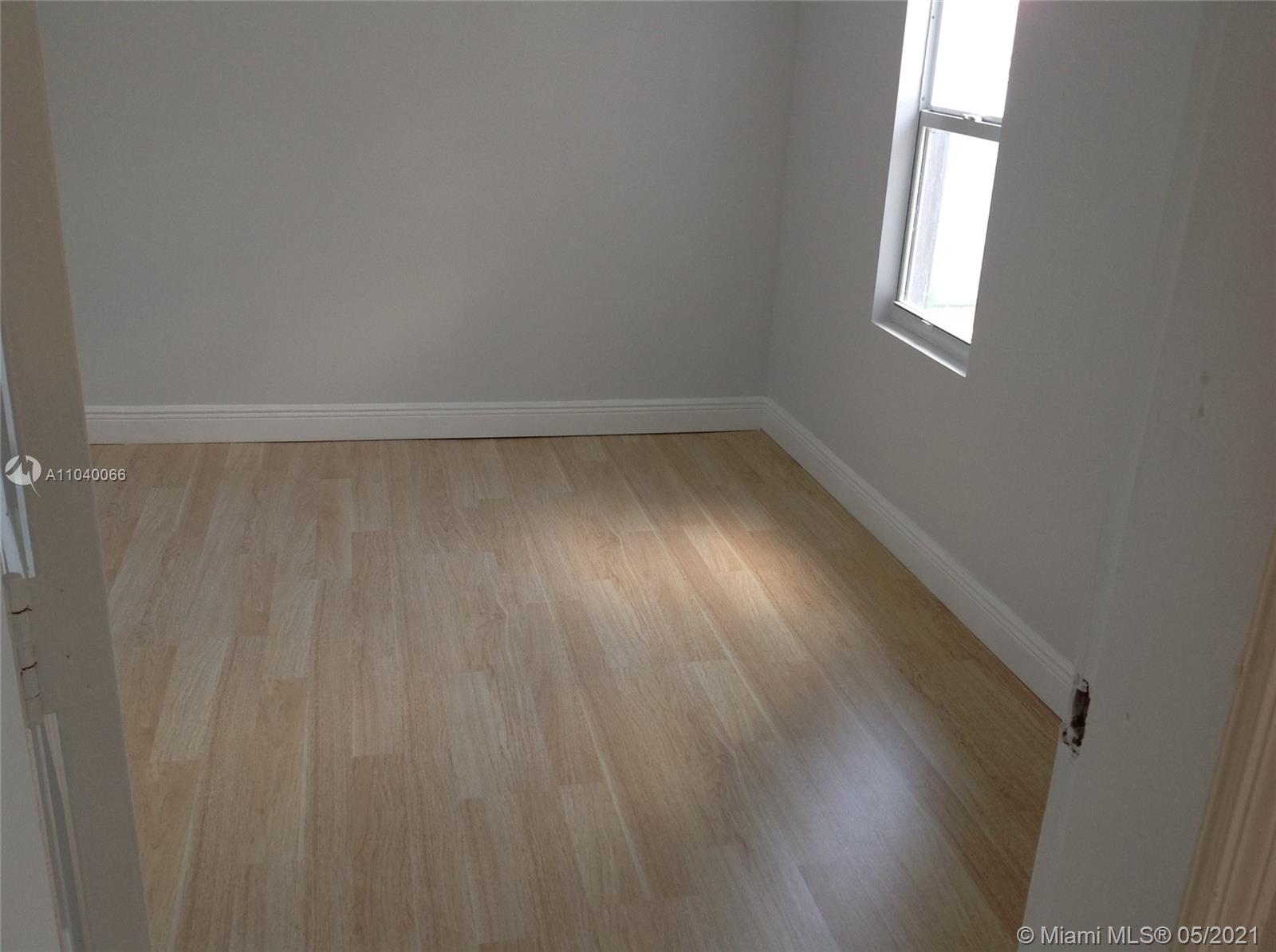 See details / 1713 sq. ft. $ 2021-05-10 0 Photo