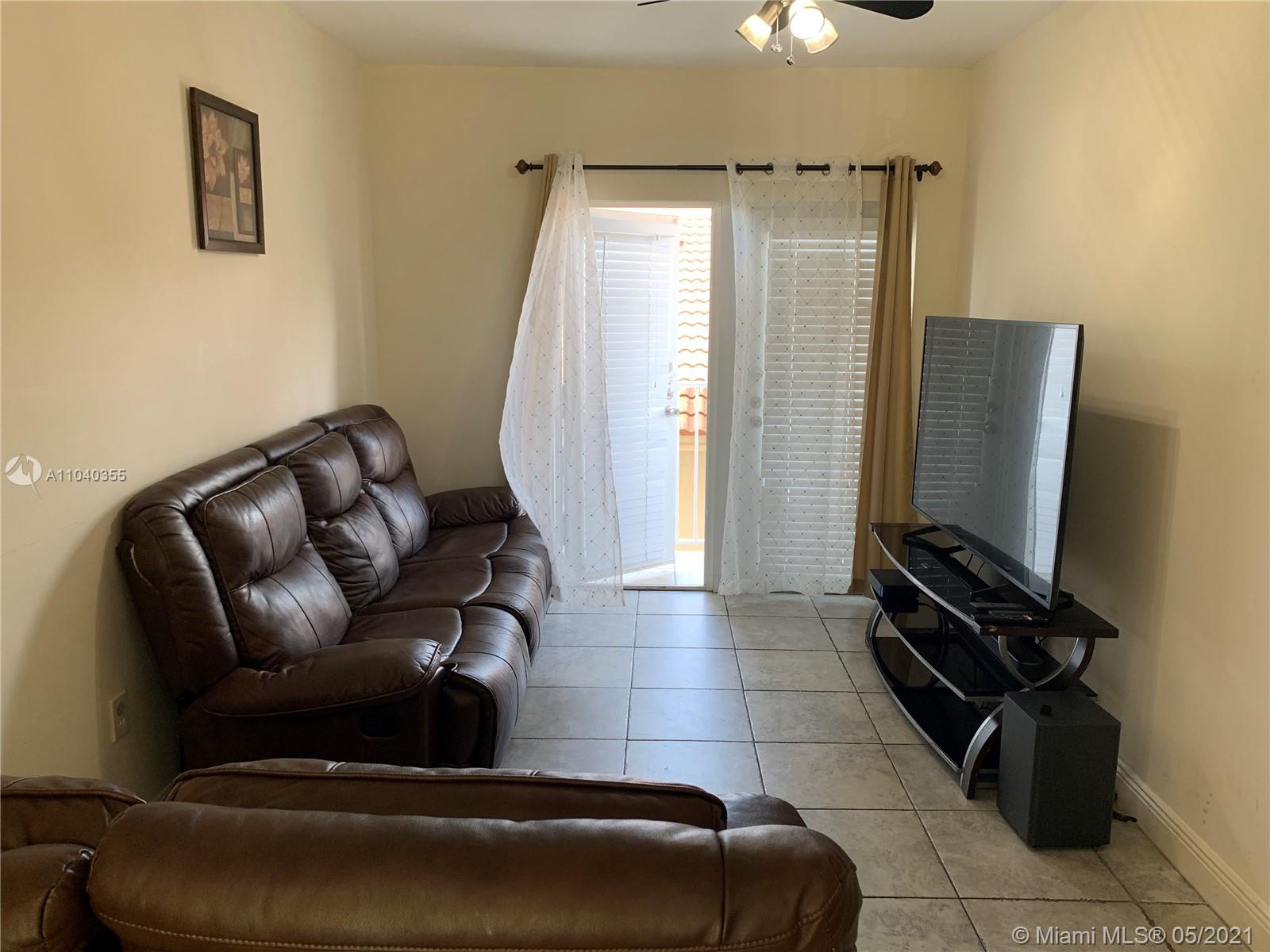 See details / 5252 sq. ft. $ 2021-05-11 0 Photo