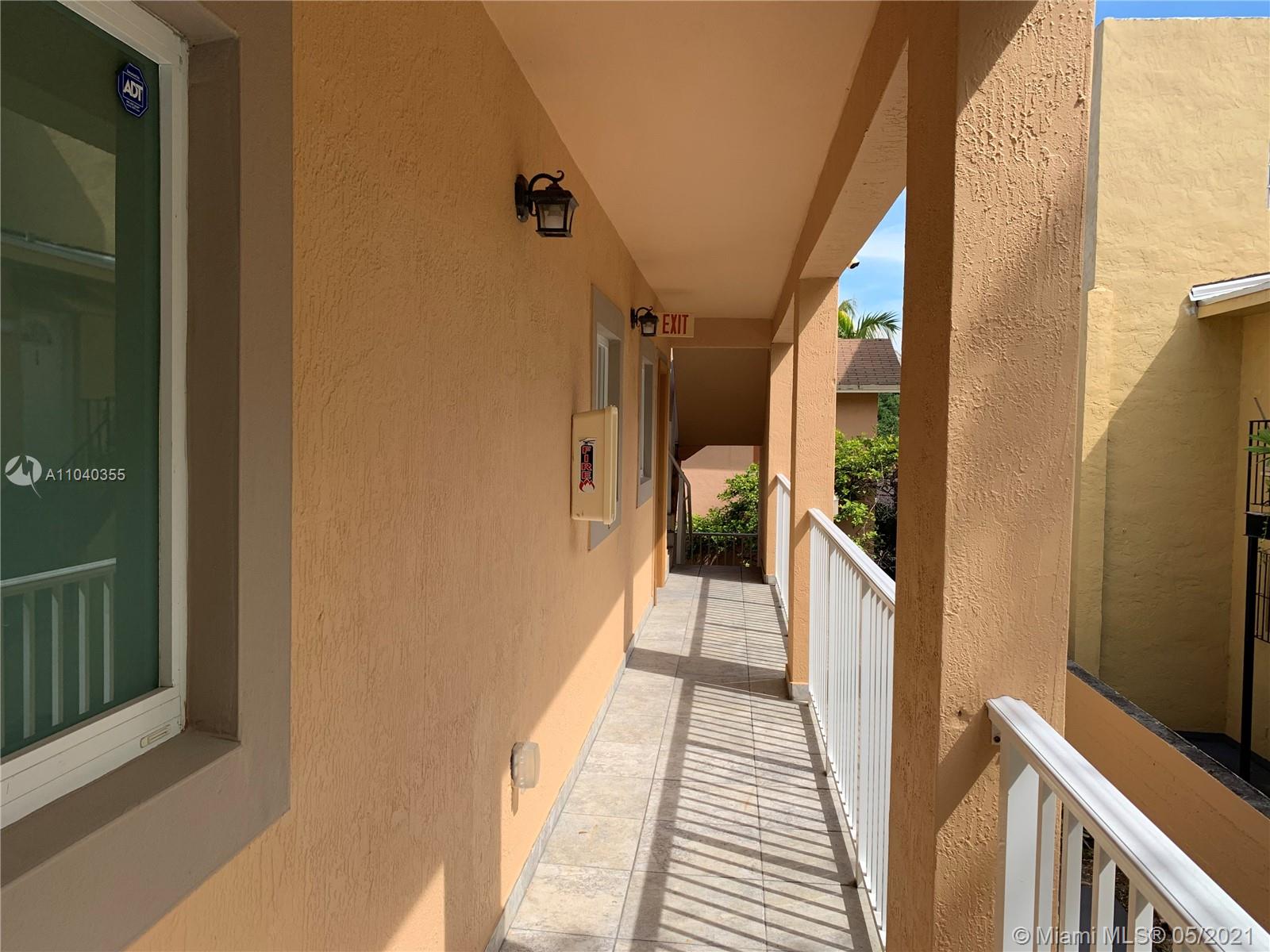 See details / 5252 sq. ft. $ 2021-05-11 0 Photo