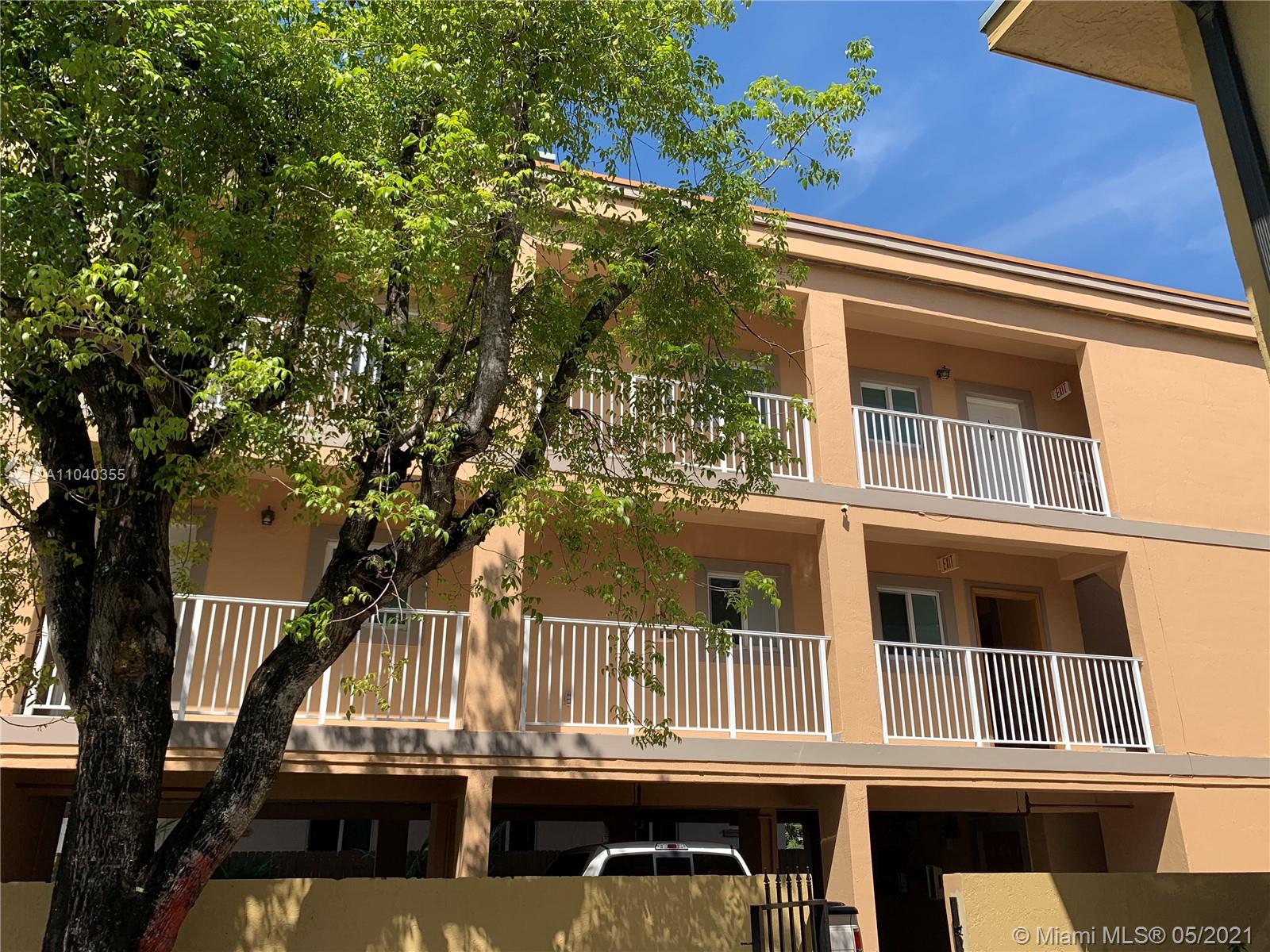 See details / 5252 sq. ft. $ 2021-05-11 0 Photo