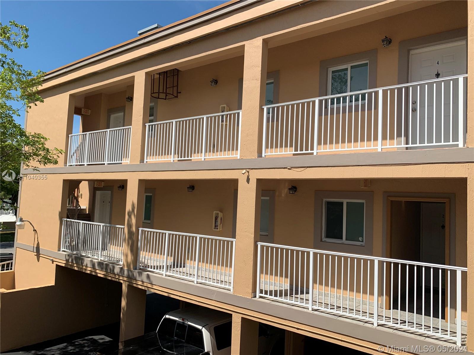 See details / 5252 sq. ft. $ 2021-05-11 0 Photo
