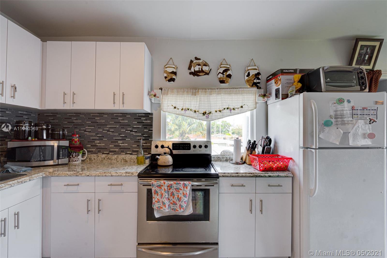 See details / 2640 sq. ft. $ 2021-05-11 0 Photo