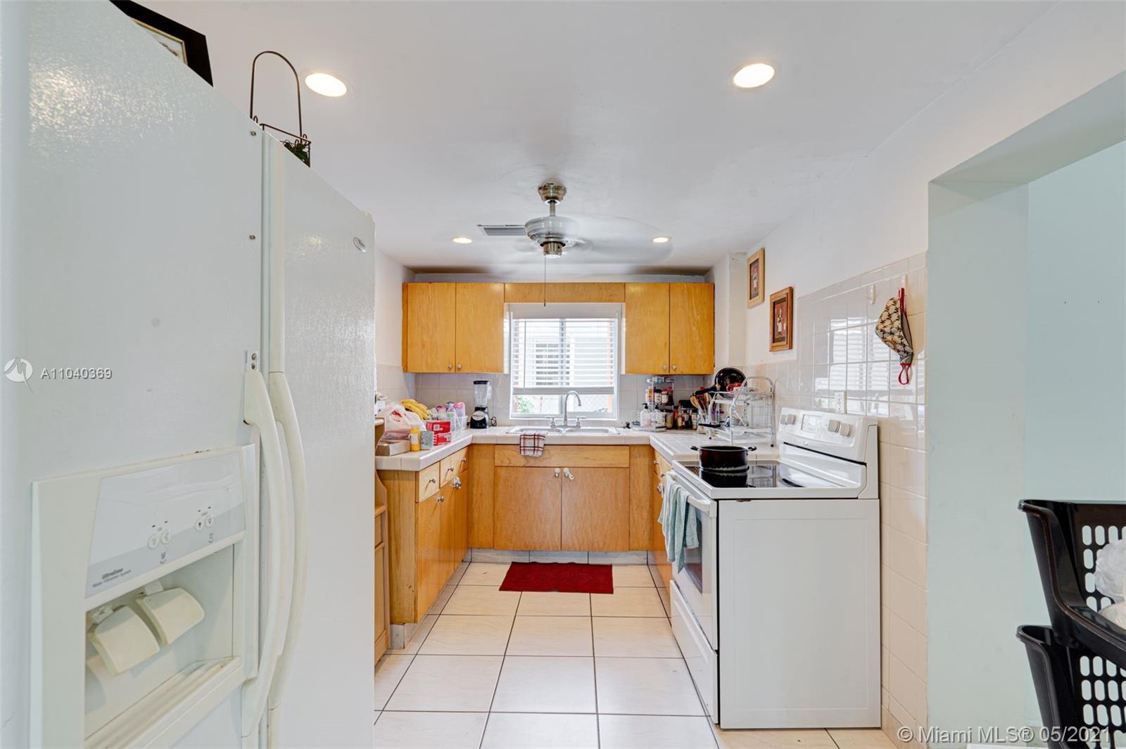 See details / 2640 sq. ft. $ 2021-05-11 0 Photo