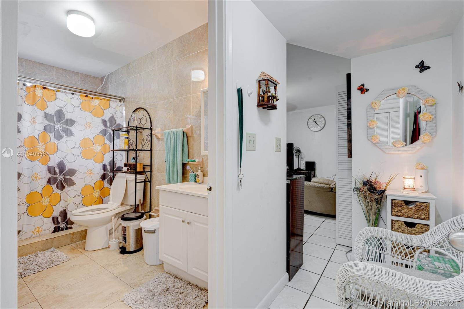 See details / 2640 sq. ft. $ 2021-05-11 0 Photo