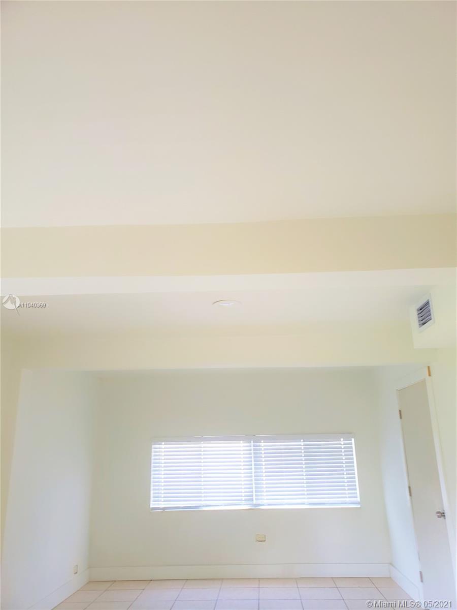 See details / 2640 sq. ft. $ 2021-05-11 0 Photo