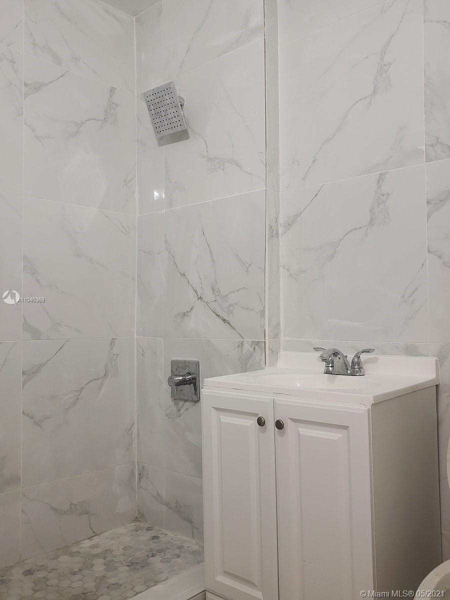 See details / 2640 sq. ft. $ 2021-05-11 0 Photo