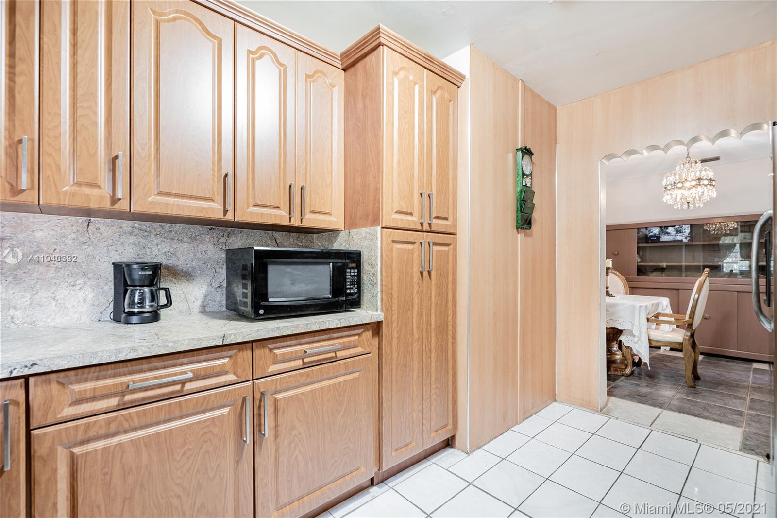 See details / 2653 sq. ft. $ 2021-05-11 0 Photo