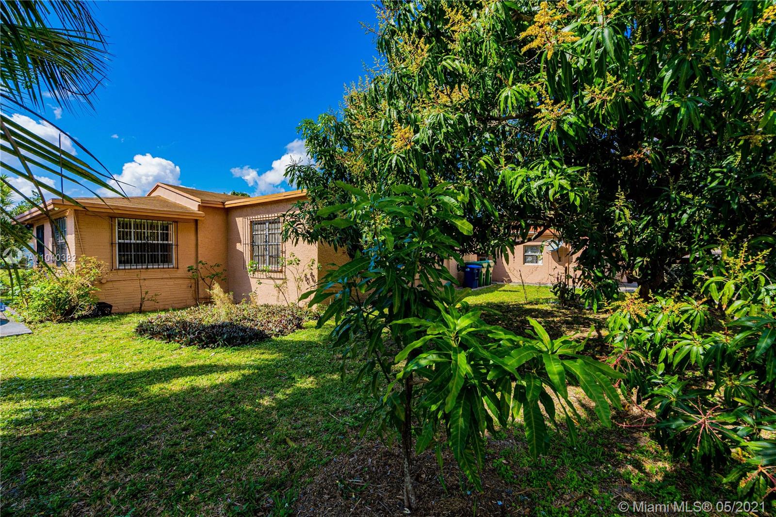 See details / 2653 sq. ft. $ 2021-05-11 0 Photo