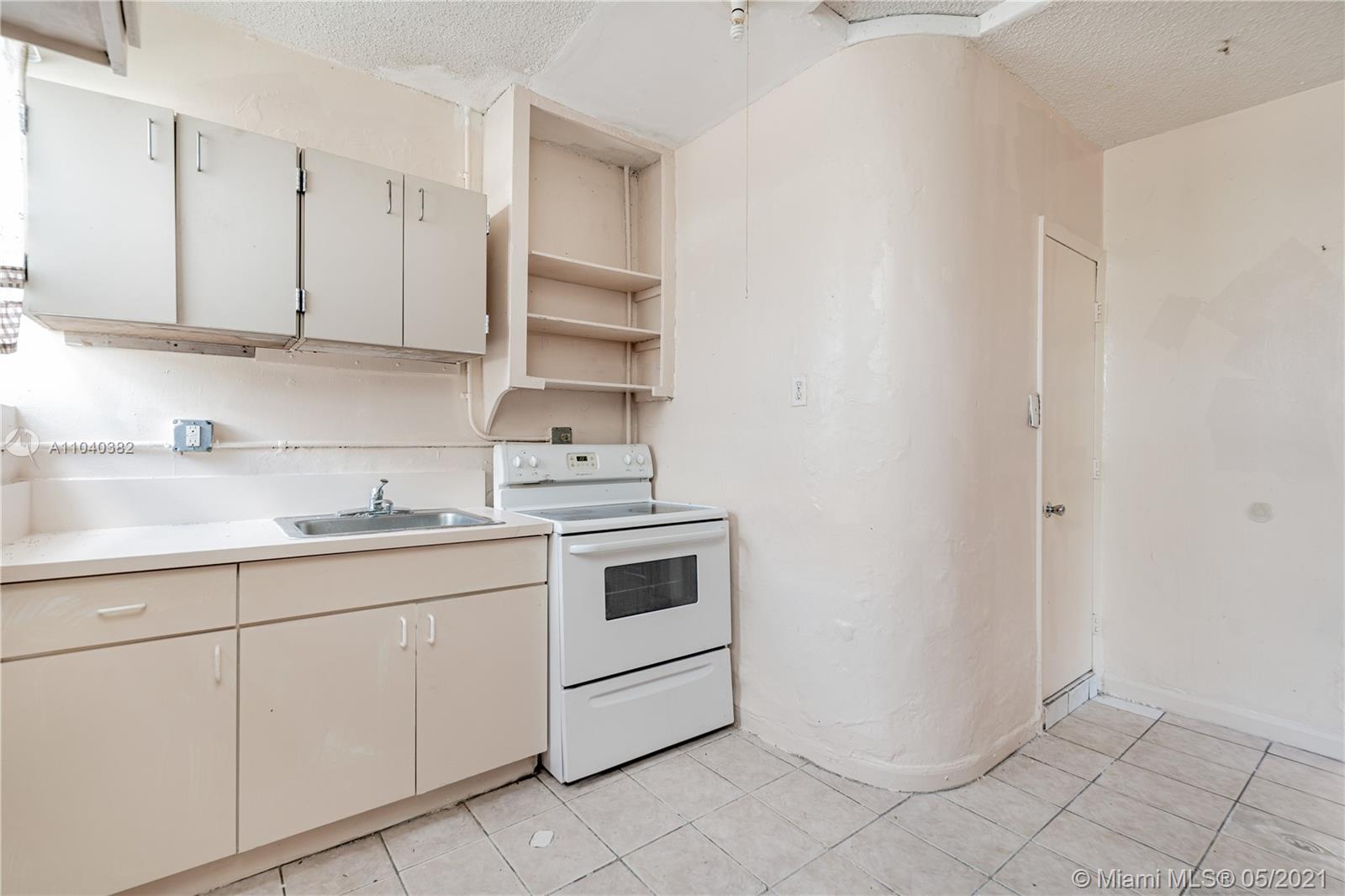 See details / 2653 sq. ft. $ 2021-05-11 0 Photo