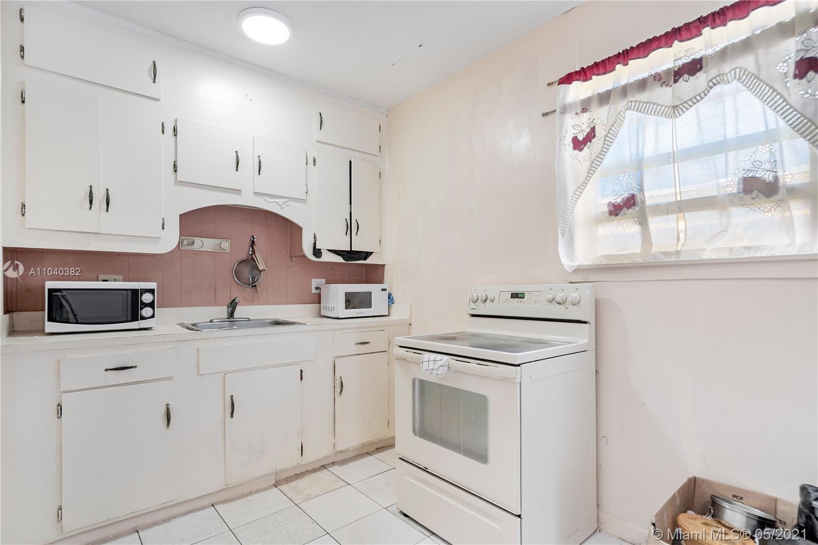 See details / 2653 sq. ft. $ 2021-05-11 0 Photo