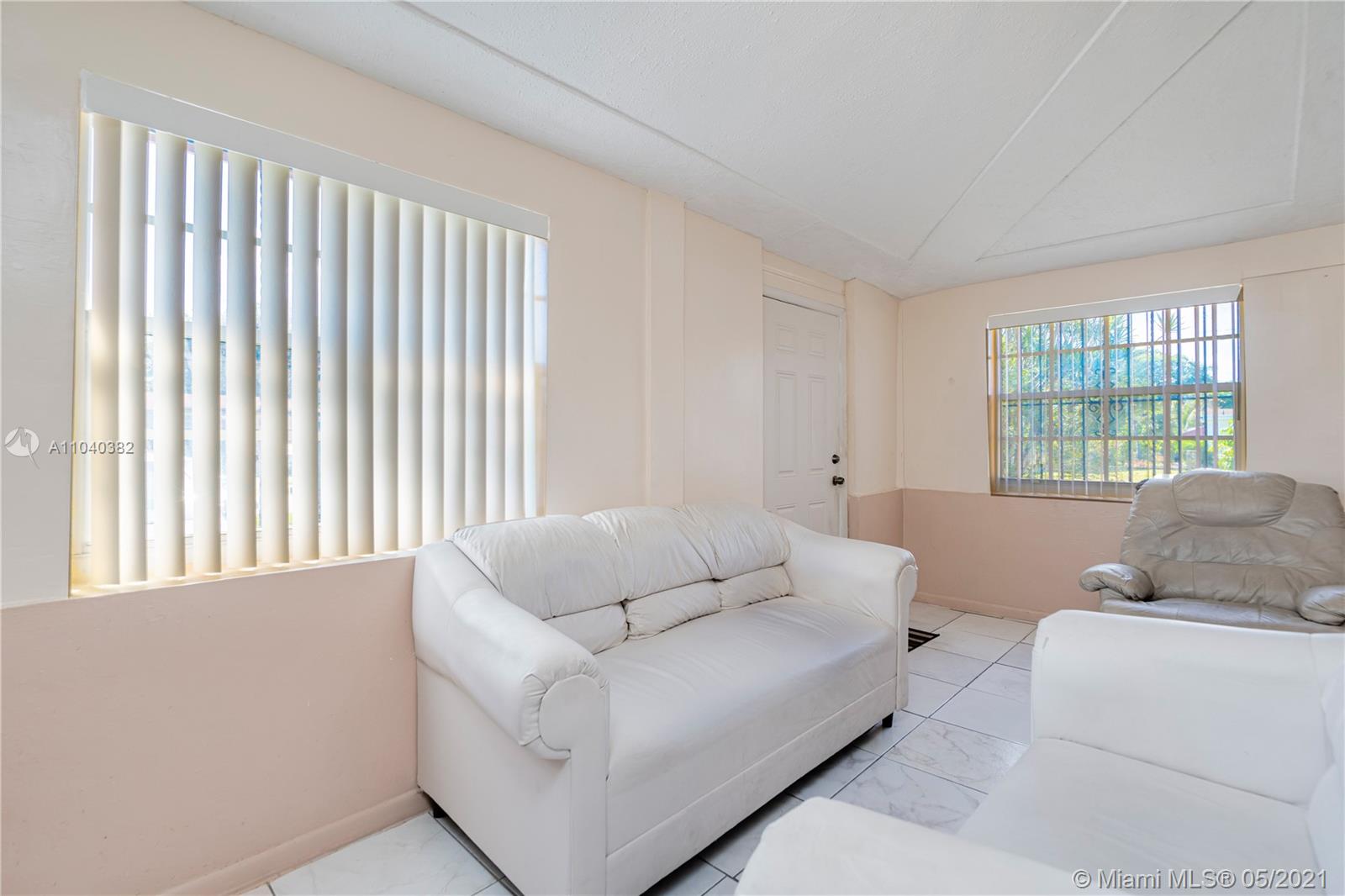 See details / 2653 sq. ft. $ 2021-05-11 0 Photo