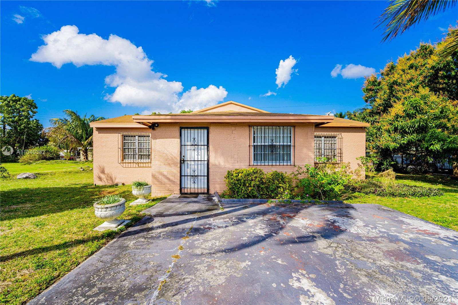 See details / 2653 sq. ft. $ 2021-05-11 0 Photo