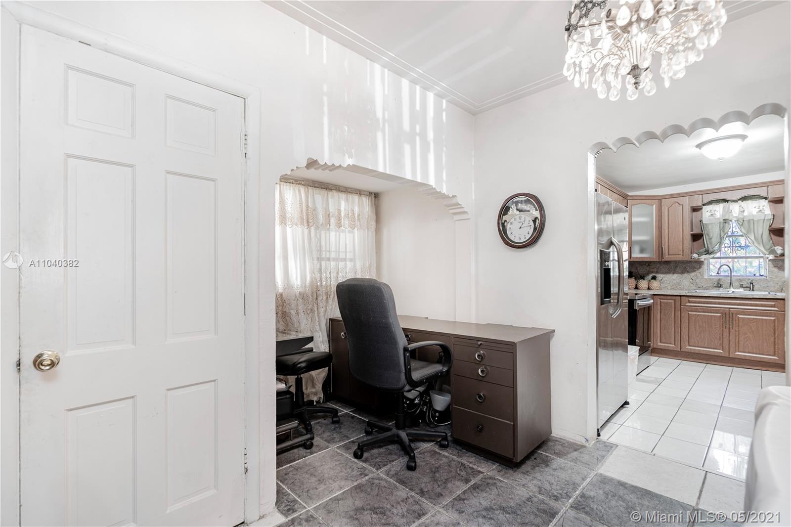 See details / 2653 sq. ft. $ 2021-05-11 0 Photo