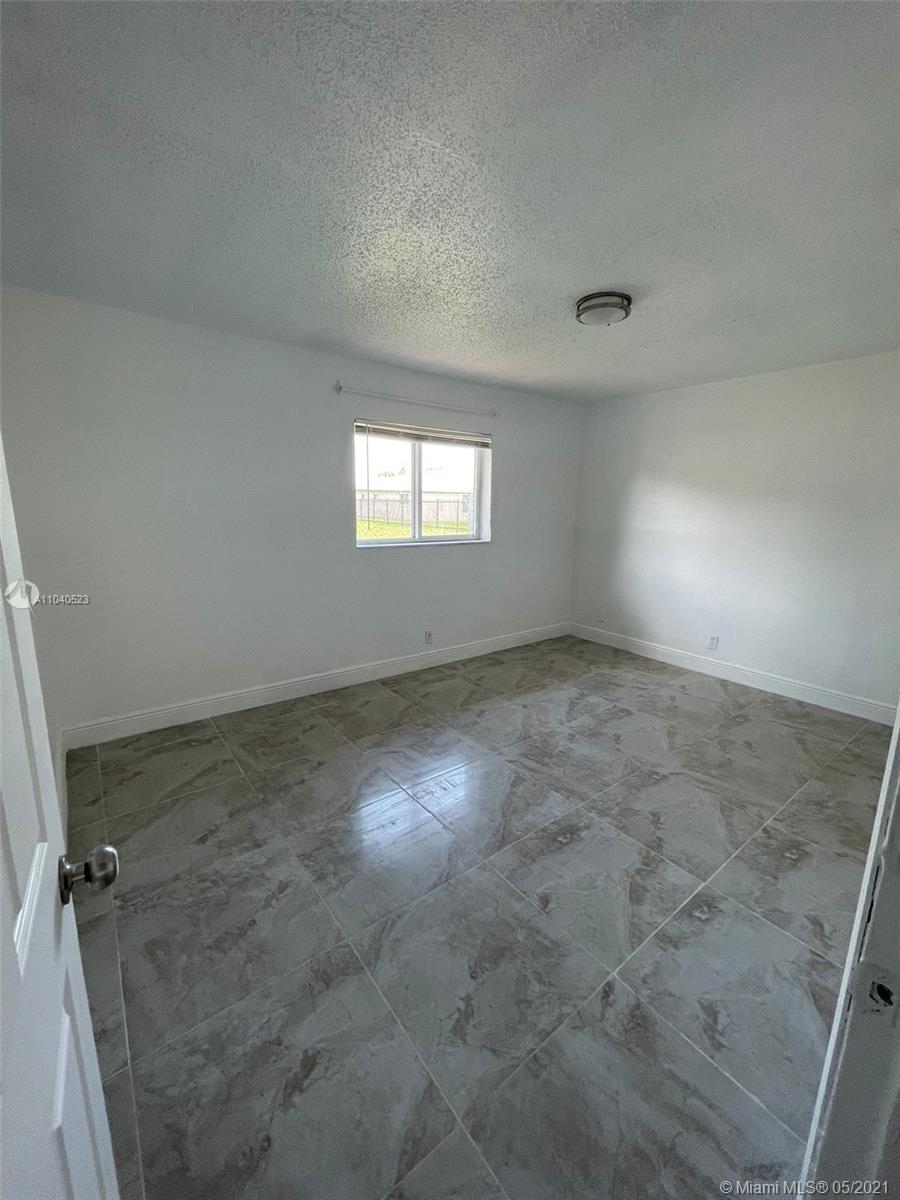 See details / 3600 sq. ft. $ 2021-05-11 0 Photo
