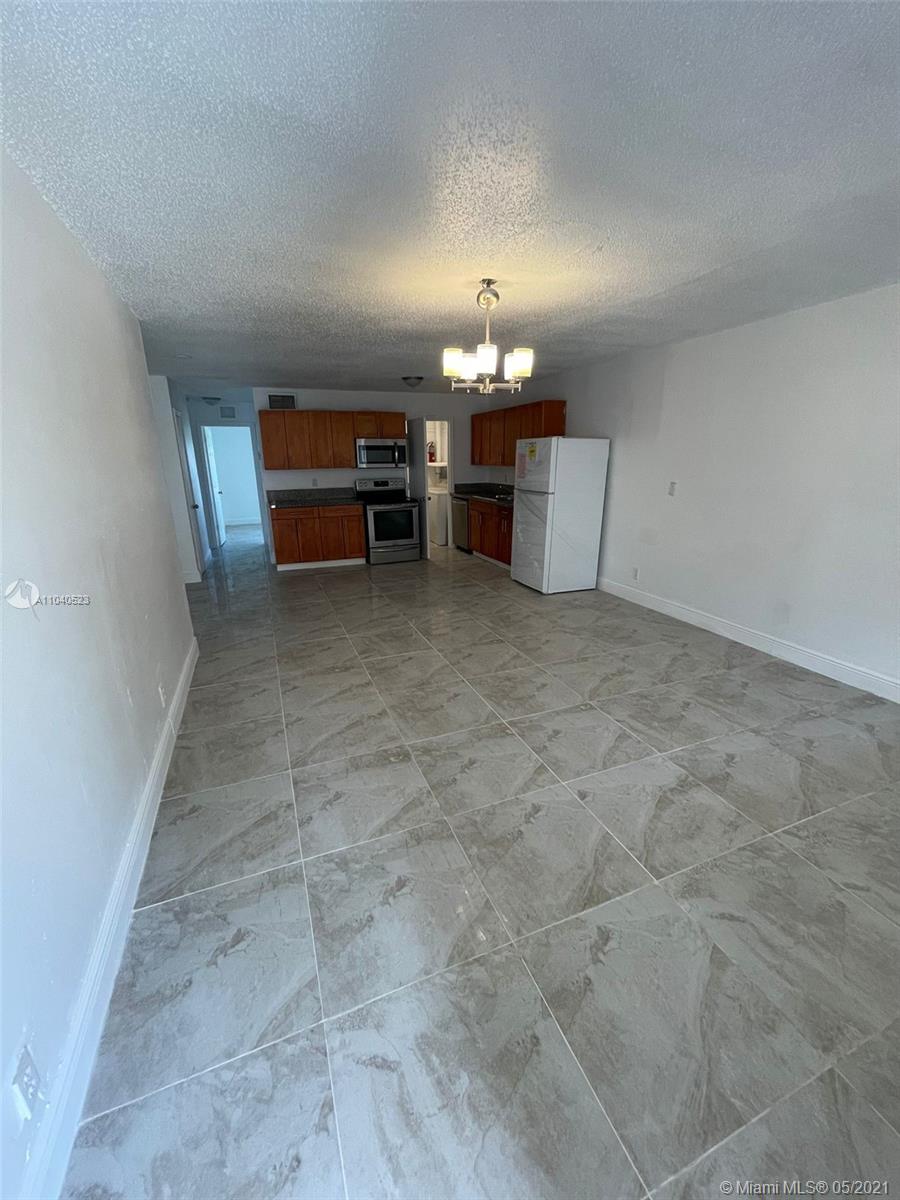 See details / 3600 sq. ft. $ 2021-05-11 0 Photo