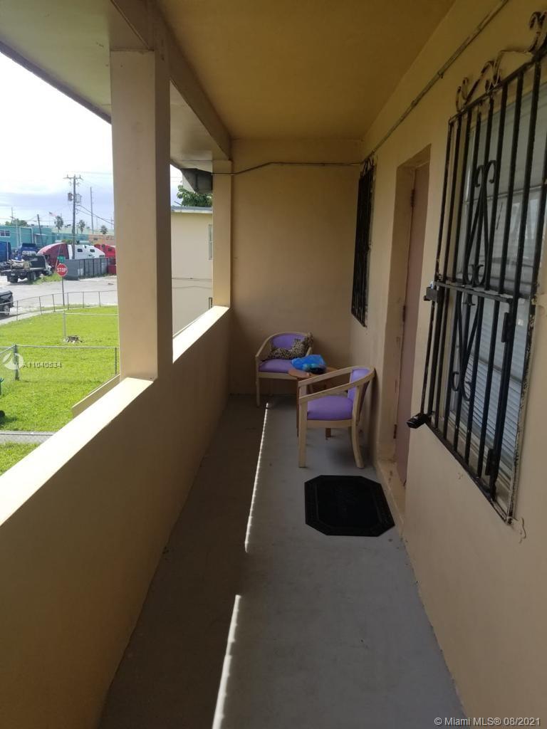 See details / 2551 sq. ft. $ 2021-05-11 0 Photo