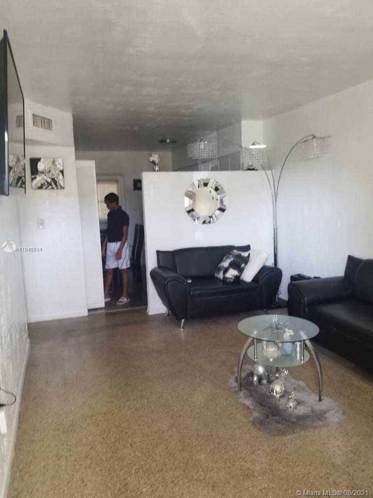 See details / 2551 sq. ft. $ 2021-05-11 0 Photo