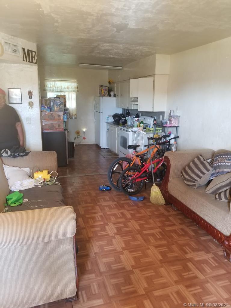 See details / 2551 sq. ft. $ 2021-05-11 0 Photo