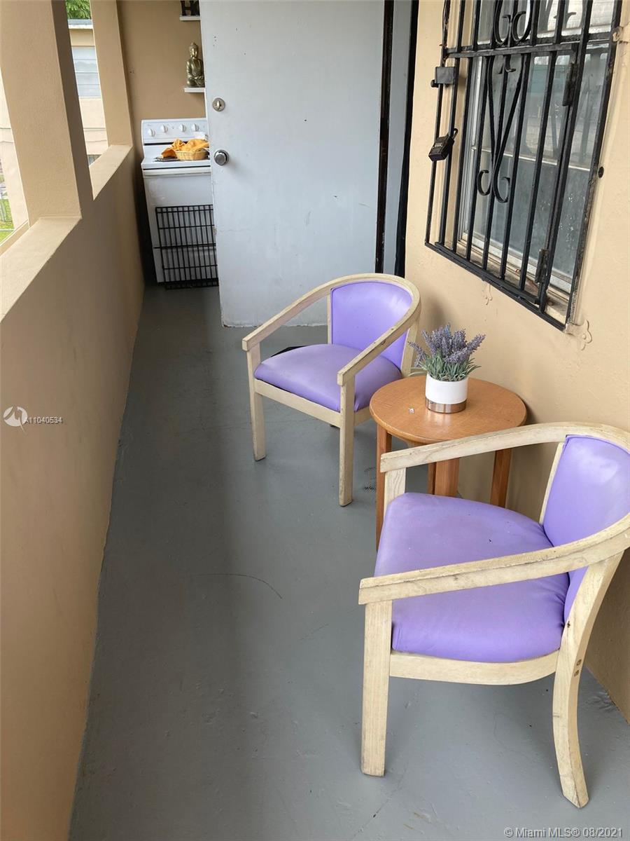 See details / 2551 sq. ft. $ 2021-05-11 0 Photo