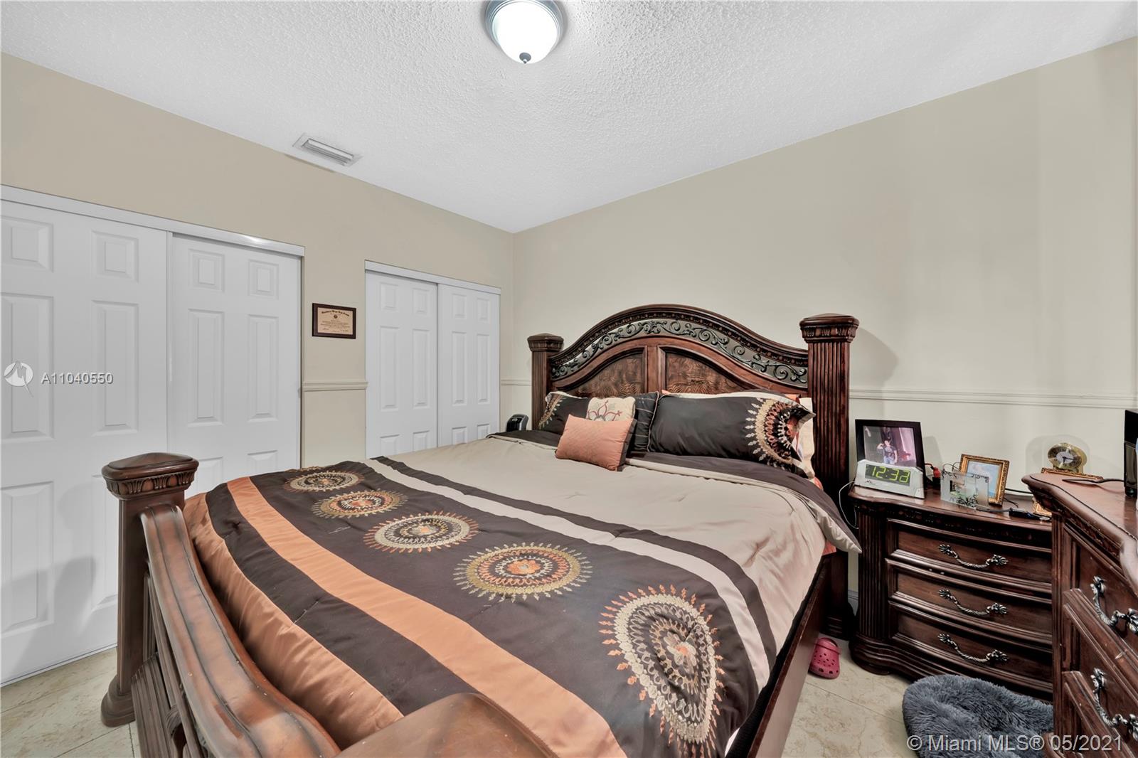 See details / 1888 sq. ft. $ 2021-05-11 0 Photo