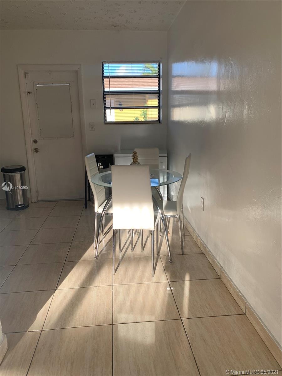 See details / 1888 sq. ft. $ 2021-05-11 0 Photo