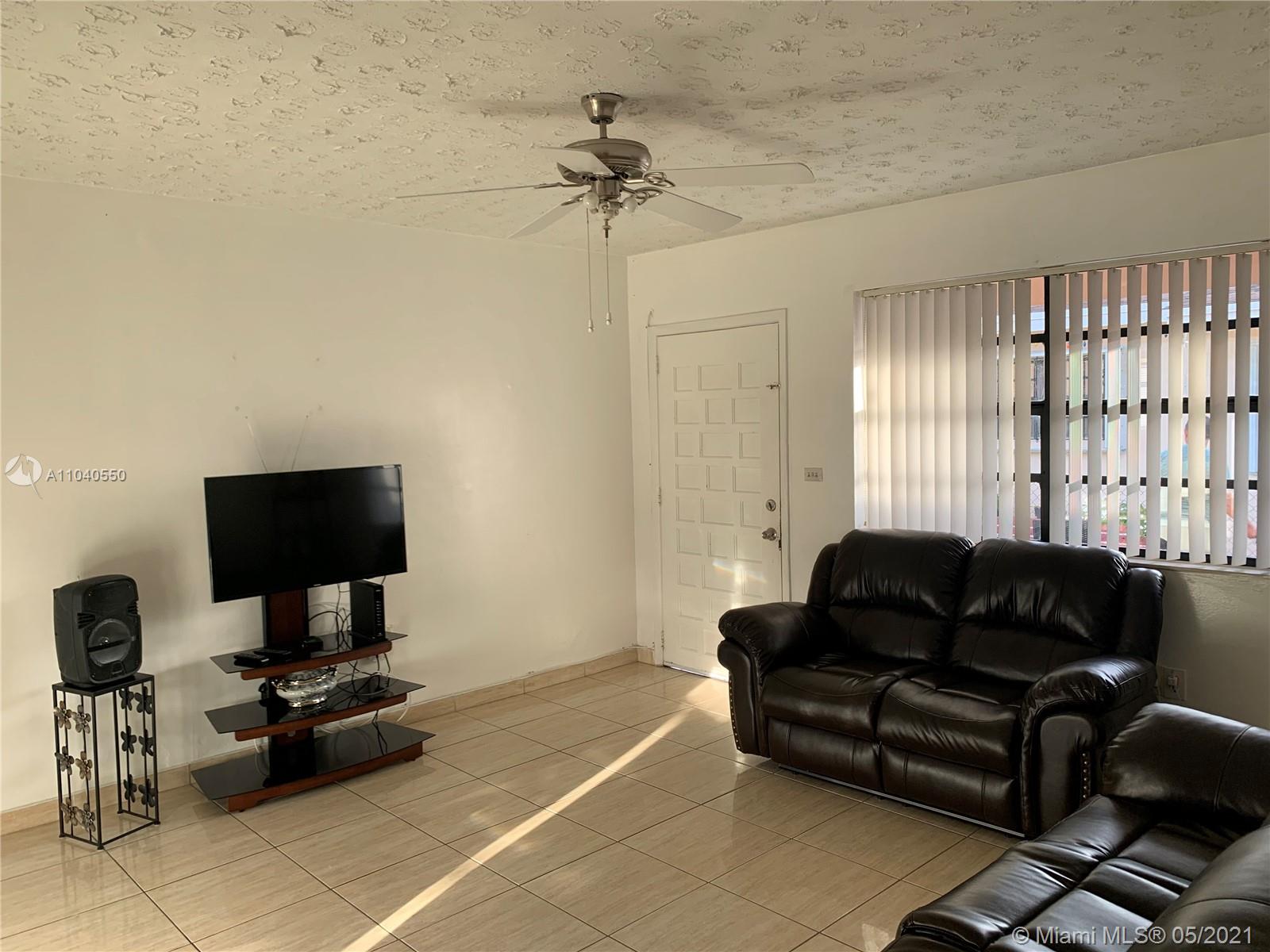 See details / 1888 sq. ft. $ 2021-05-11 0 Photo