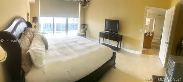 Ver detalles 1603 3 / 3 1733 sq. ft. $ 2021-05-11 0 foto