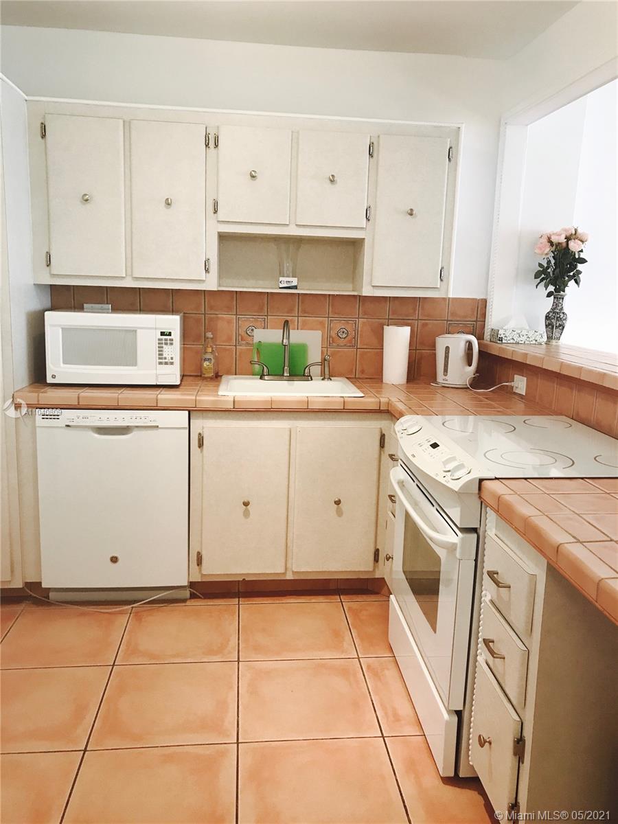 Photo of 3725 Ocean Dr #1405, Hollywood, Florida, 33019 -