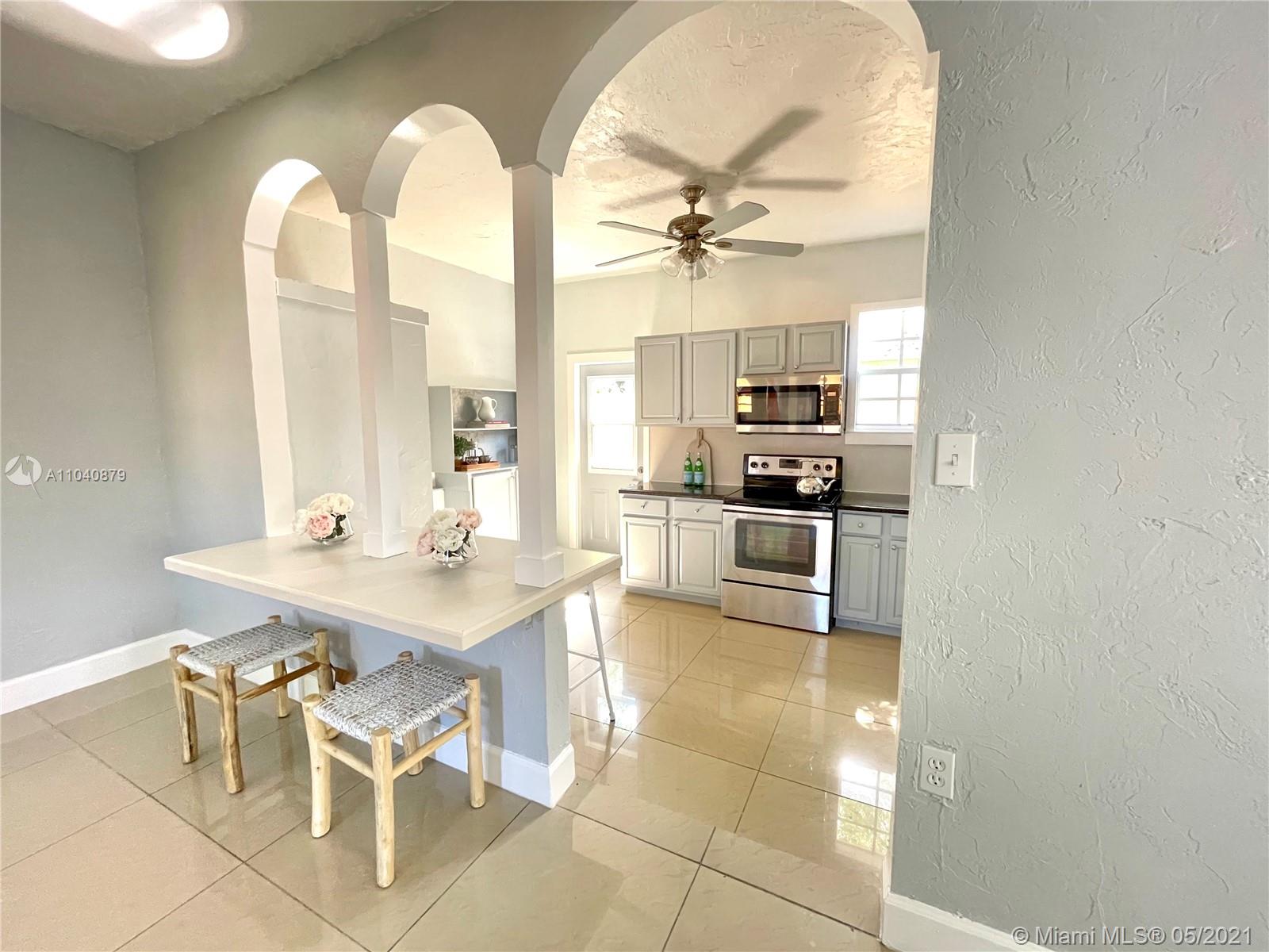 See details / 1246 sq. ft. $ 2021-05-11 0 Photo