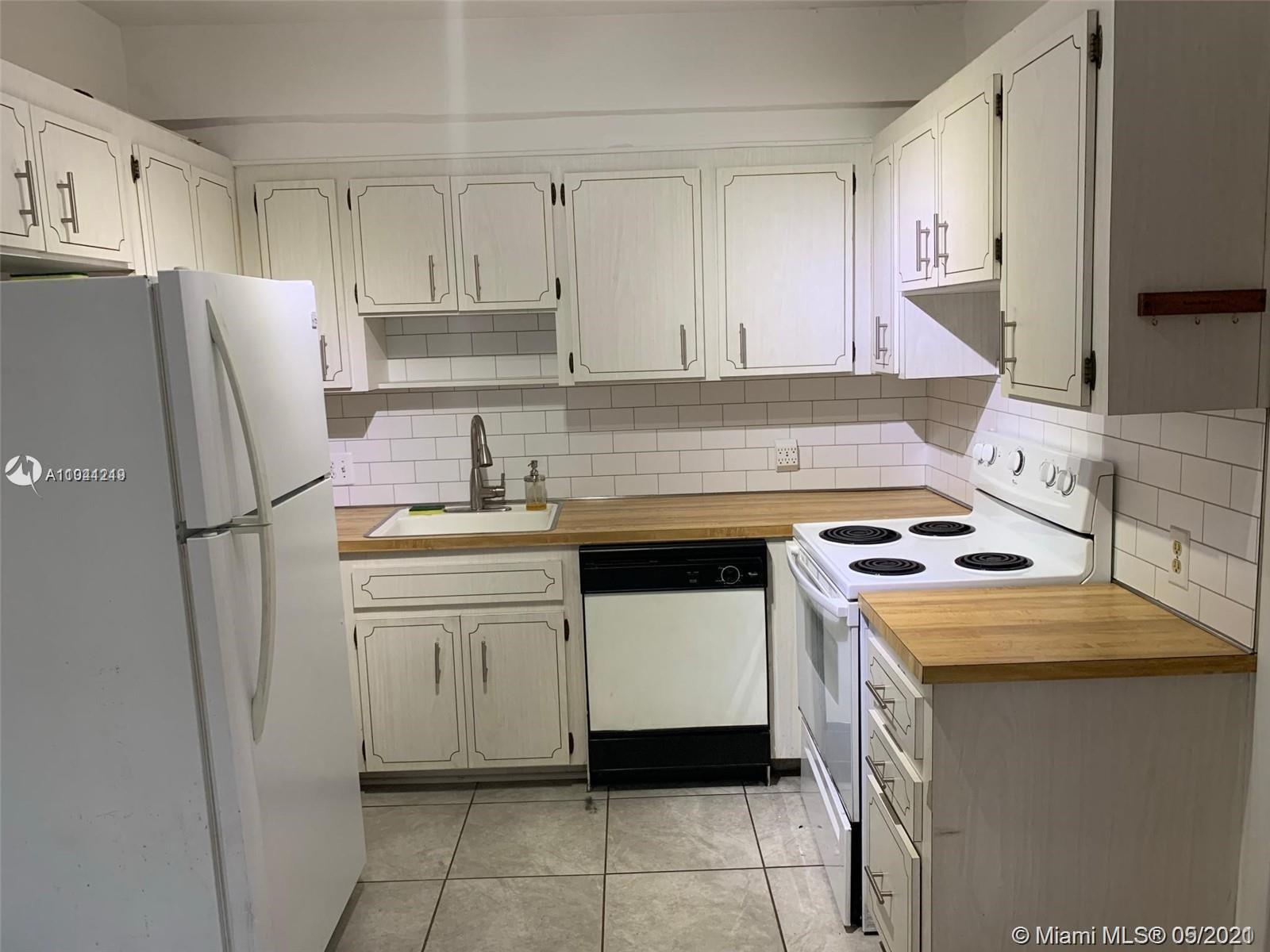 See details / 1612 sq. ft. $ 2021-05-12 0 Photo
