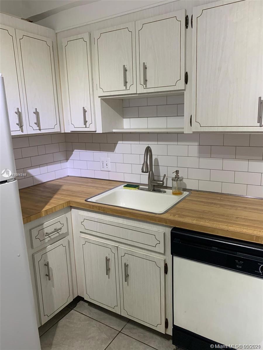 See details / 1612 sq. ft. $ 2021-05-12 0 Photo