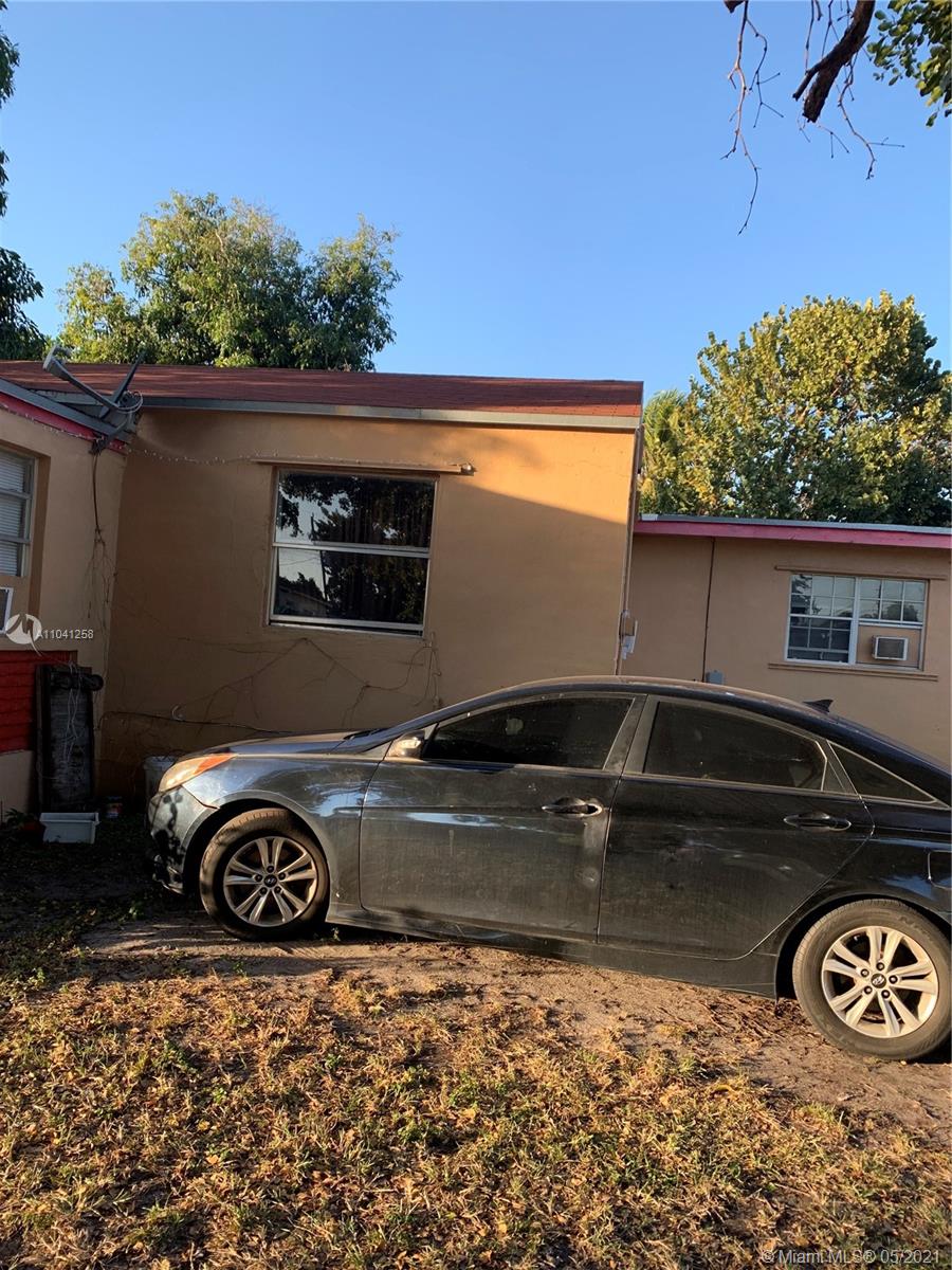 See details / 1905 sq. ft. $ 2021-05-12 0 Photo