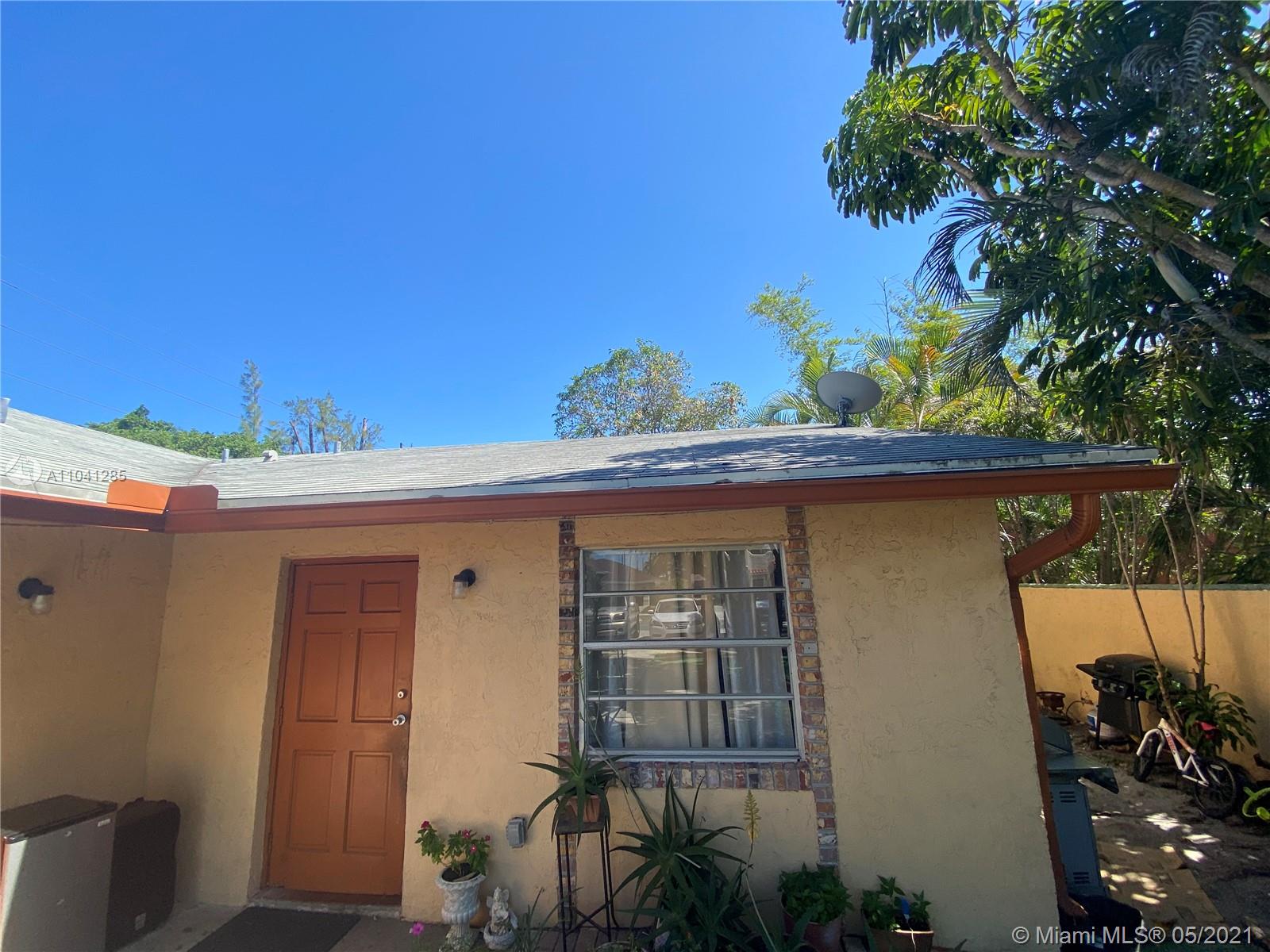 See details / 2720 sq. ft. $ 2021-05-12 0 Photo