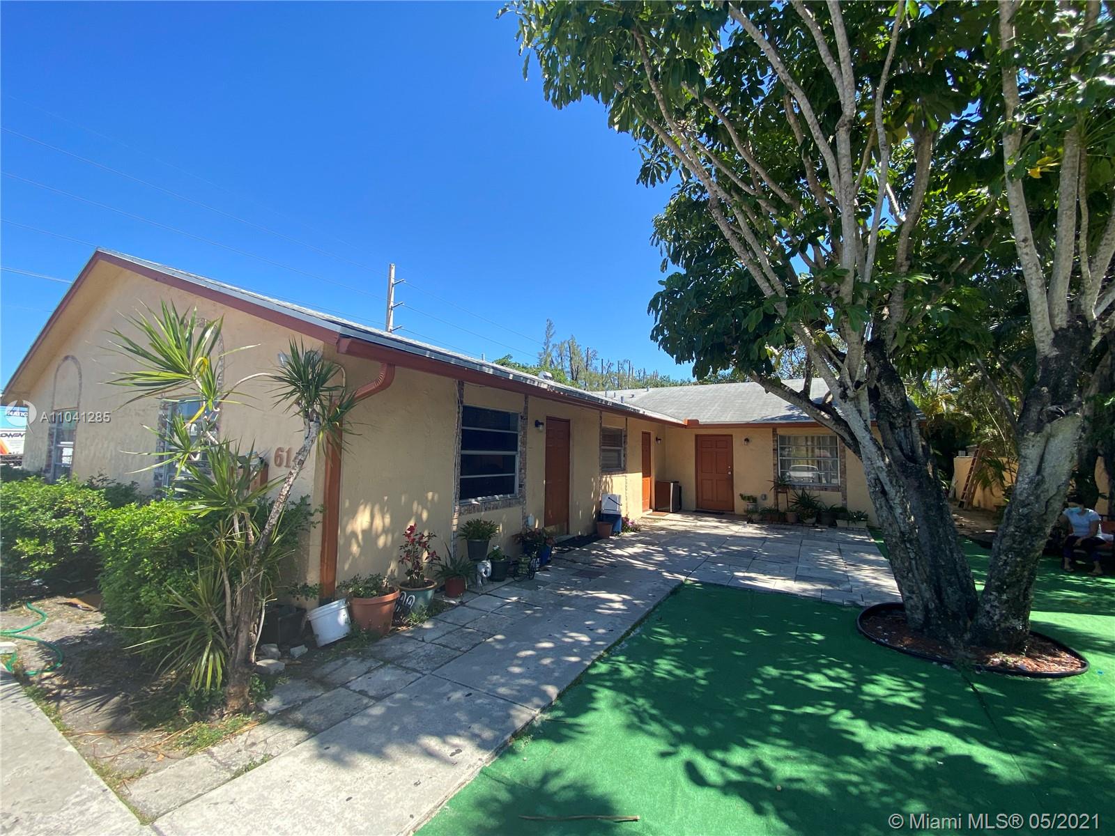 See details / 2720 sq. ft. $ 2021-05-12 0 Photo