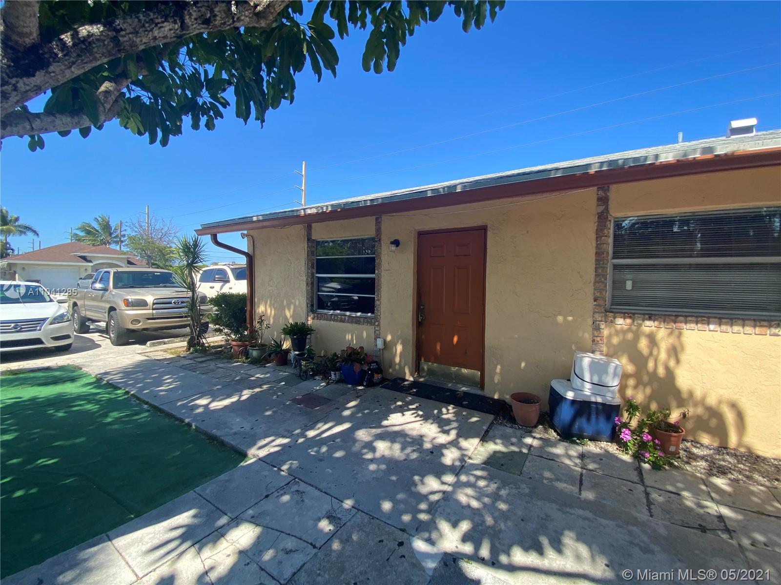 See details / 2720 sq. ft. $ 2021-05-12 0 Photo