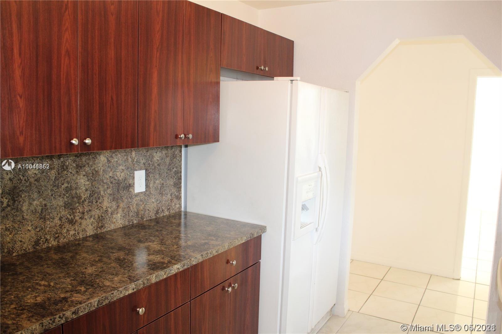 See details / 3306 sq. ft. $ 2021-05-12 0 Photo