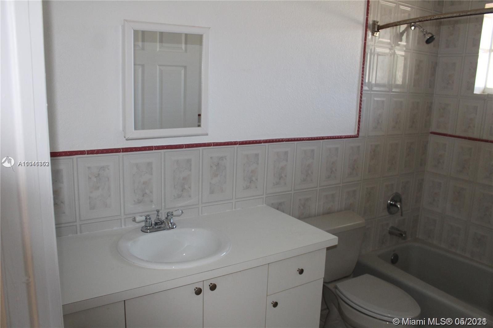 See details / 3306 sq. ft. $ 2021-05-12 0 Photo