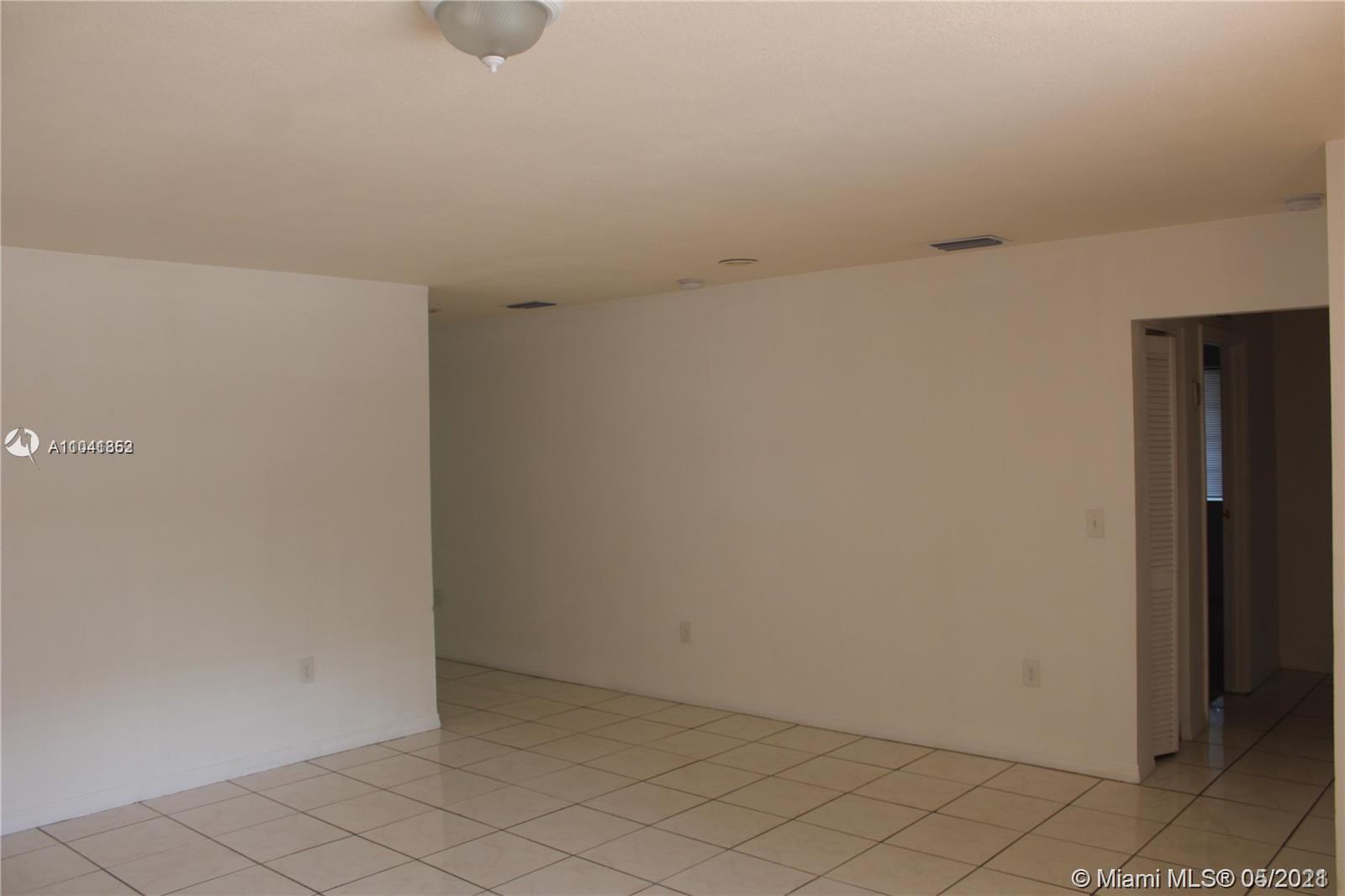 See details / 3306 sq. ft. $ 2021-05-12 0 Photo