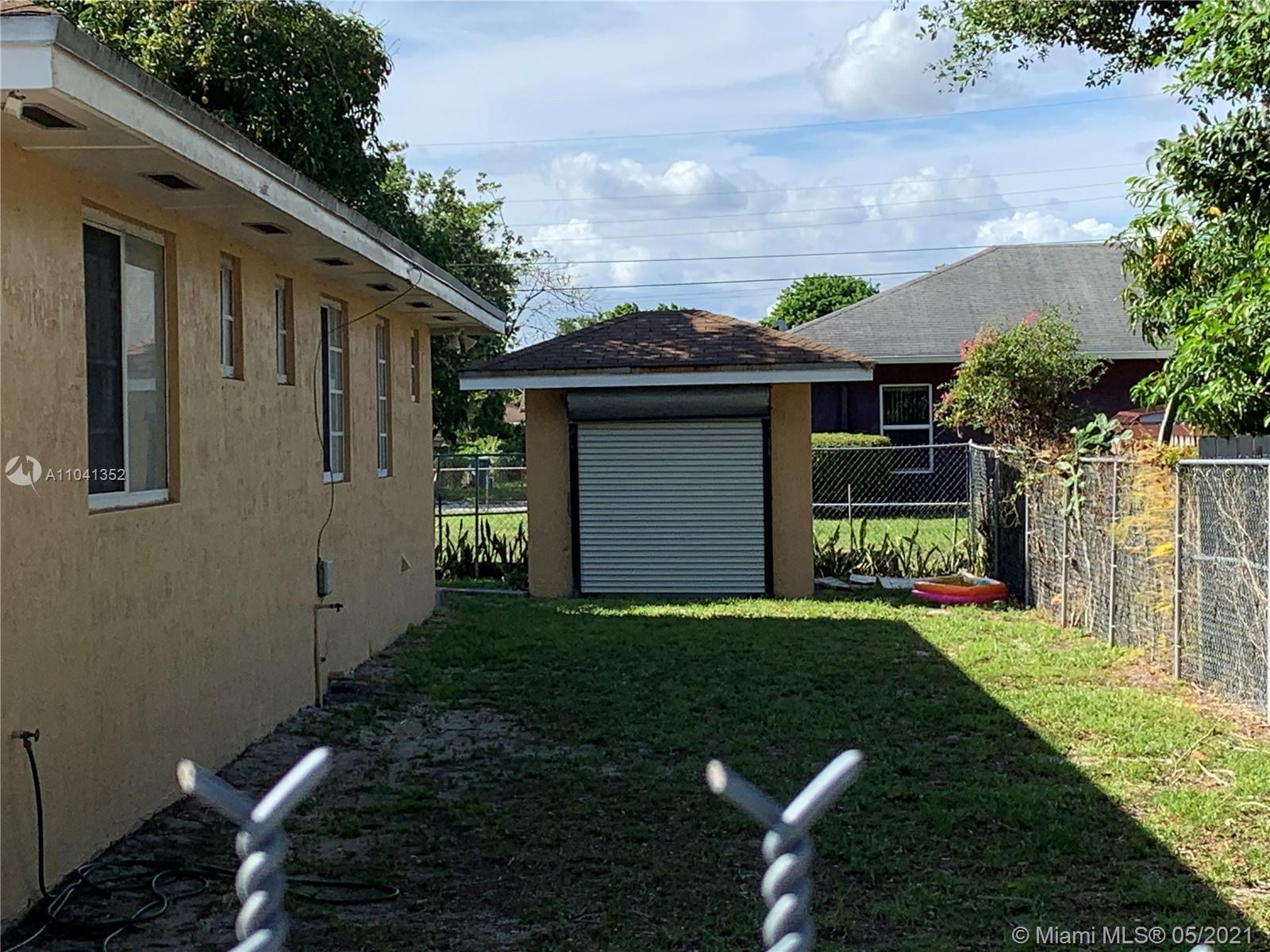 See details / 3306 sq. ft. $ 2021-05-12 0 Photo