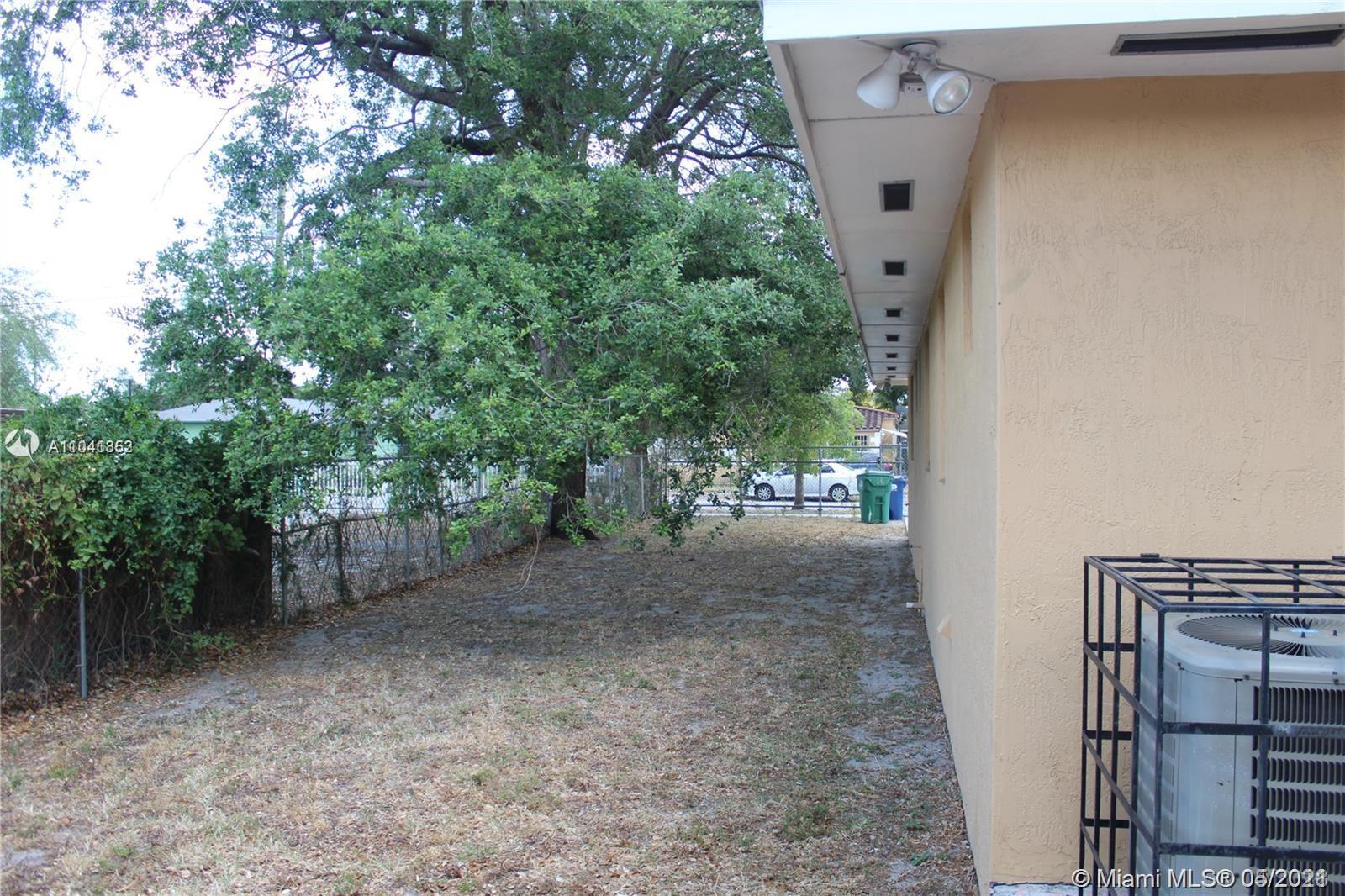 See details / 3306 sq. ft. $ 2021-05-12 0 Photo
