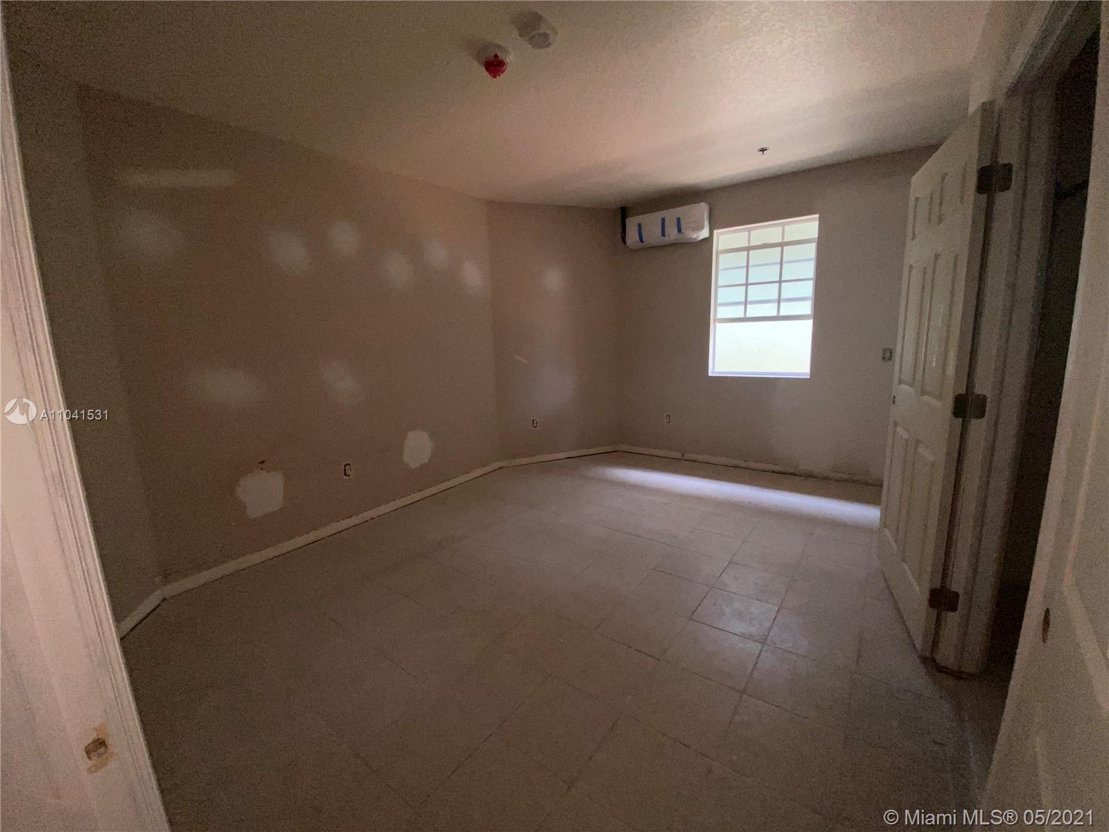 See details / sq. ft. $ 2021-05-12 0 Photo
