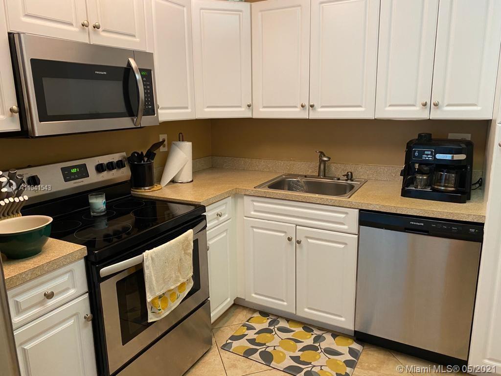 Photo of 3725 Ocean Dr #1417, Hollywood, Florida, 33019 -