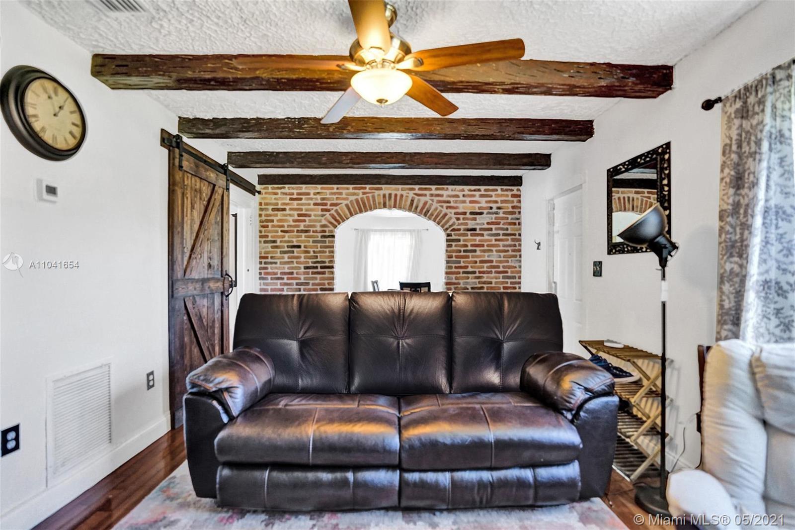 See details / 1710 sq. ft. $ 2021-05-13 0 Photo