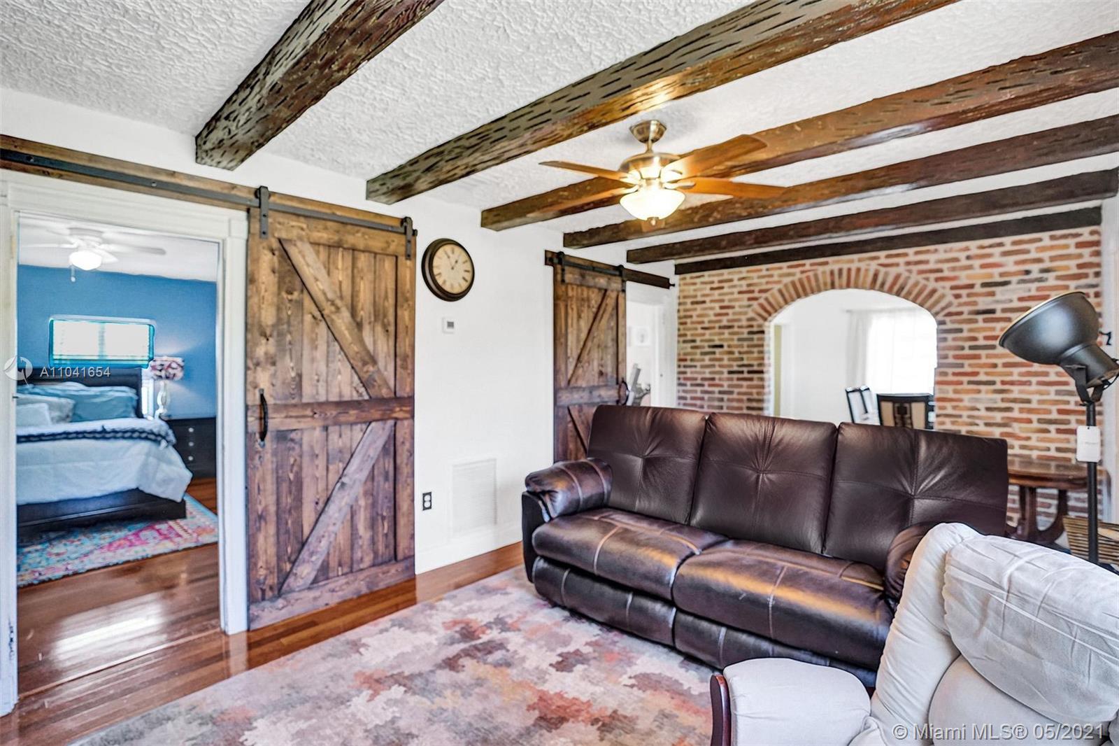 See details / 1710 sq. ft. $ 2021-05-13 0 Photo