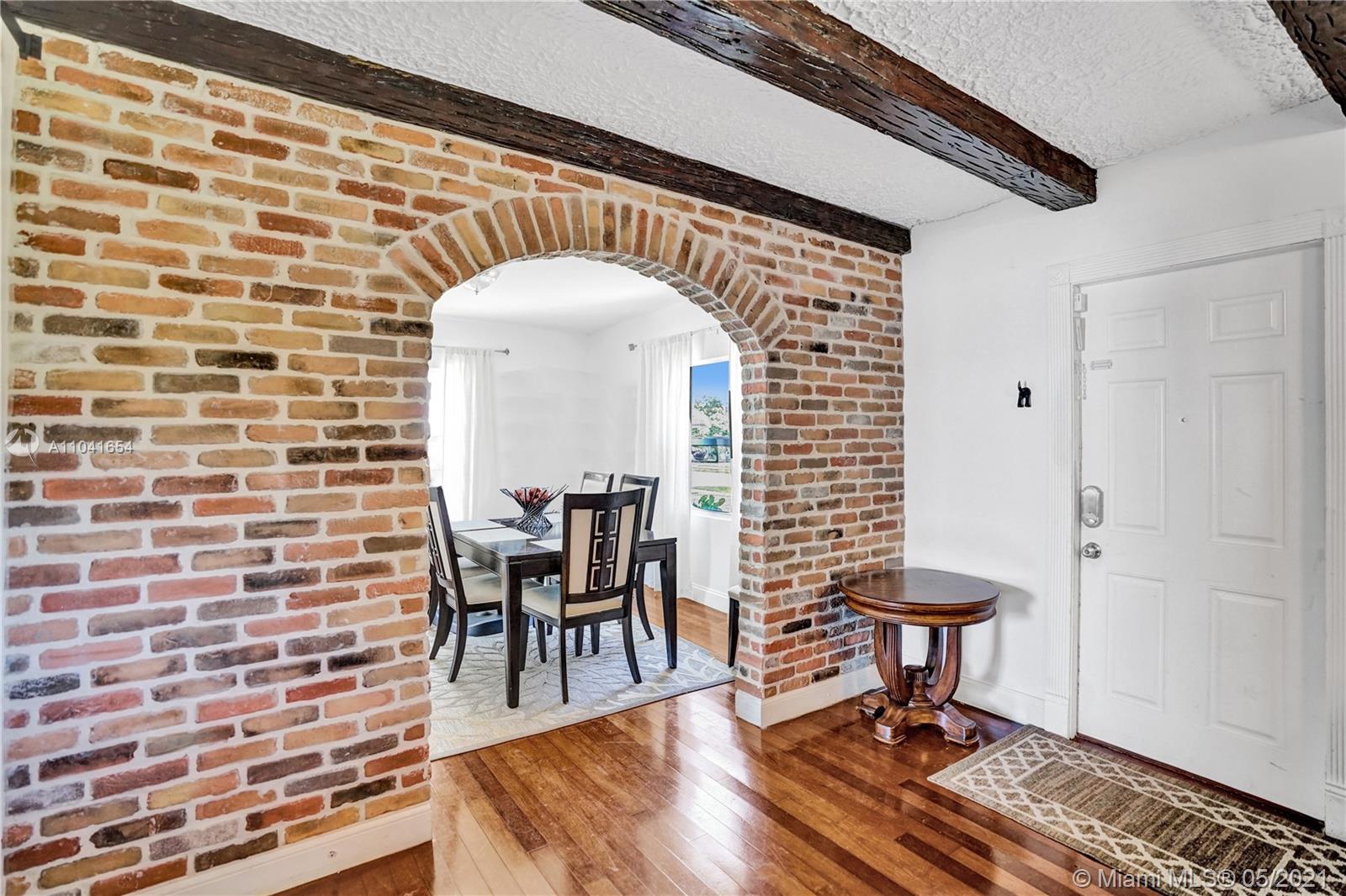 See details / 1710 sq. ft. $ 2021-05-13 0 Photo