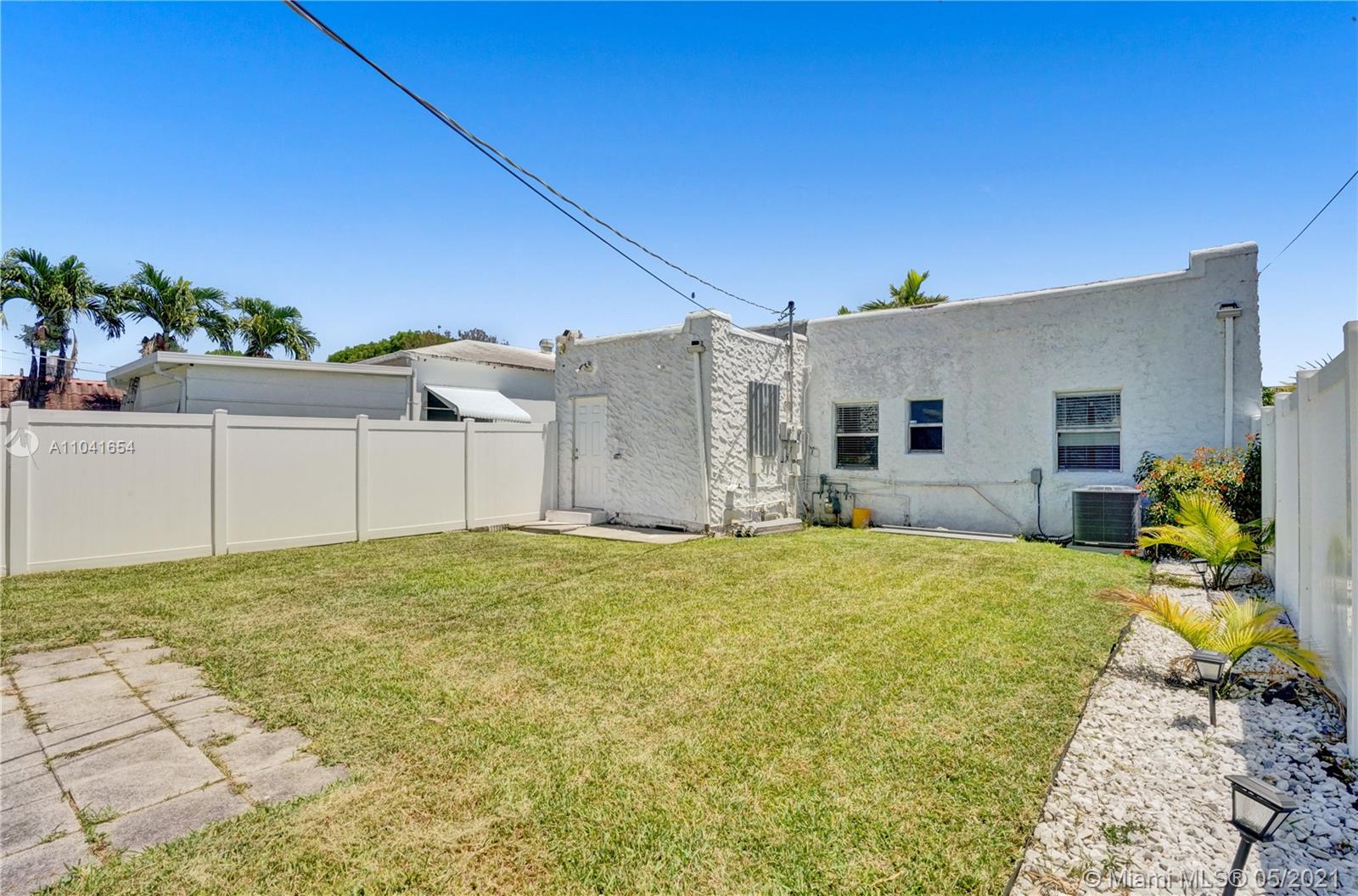 See details / 1710 sq. ft. $ 2021-05-13 0 Photo