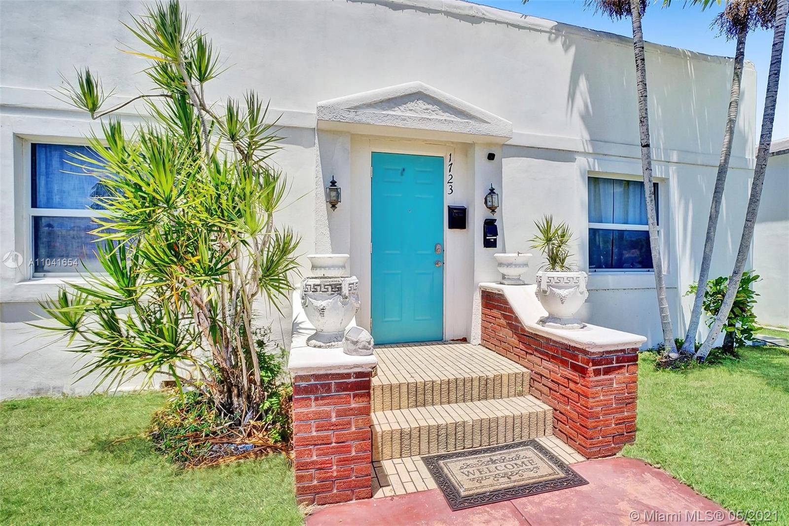 See details / 1710 sq. ft. $ 2021-05-13 0 Photo