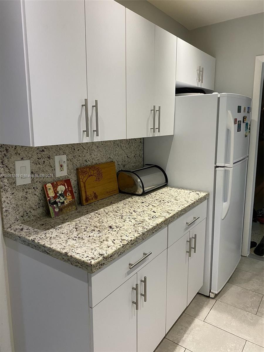 See details / 6272 sq. ft. $ 2021-05-13 0 Photo