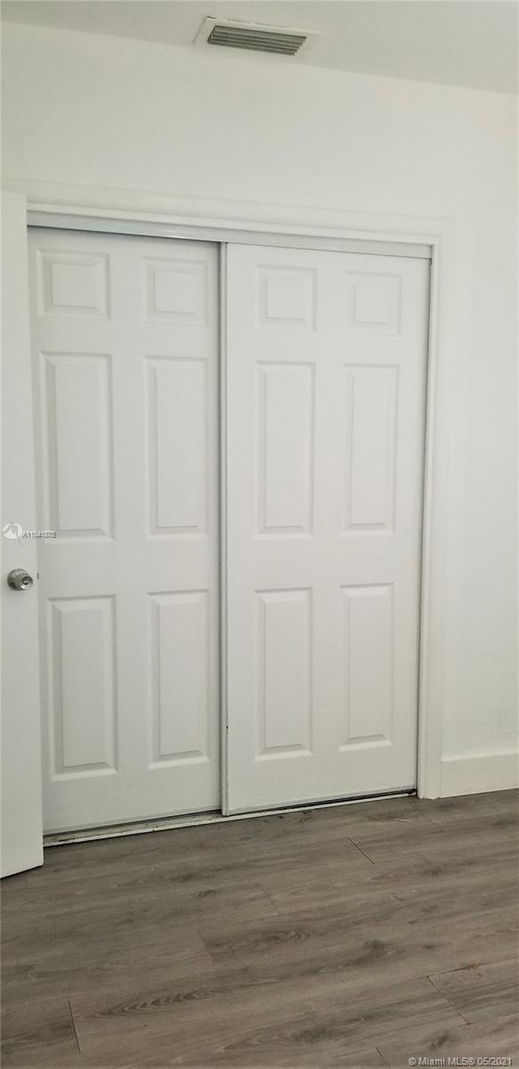 See details / 1620 sq. ft. $ 2021-05-13 0 Photo