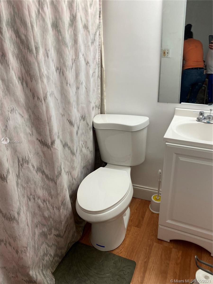 See details / 1438 sq. ft. $ 2021-05-13 0 Photo